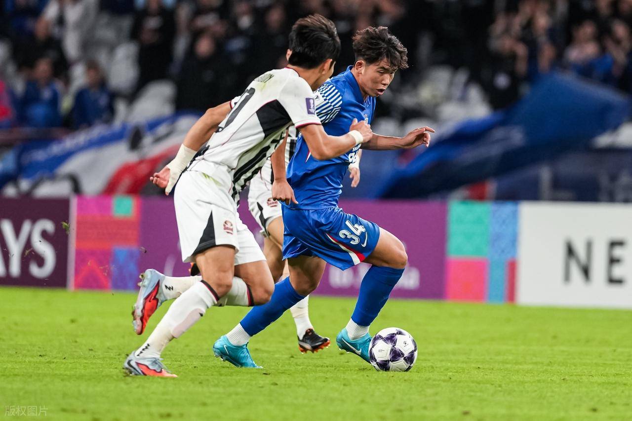 巴塞罗那训练开放日;赛后远射贴柱引欢呼;亚冠在即;赛程密集仍需轮换 巴塞罗那训练开放日;赛后远射贴柱引欢呼;亚冠在即;赛程密集仍需轮换